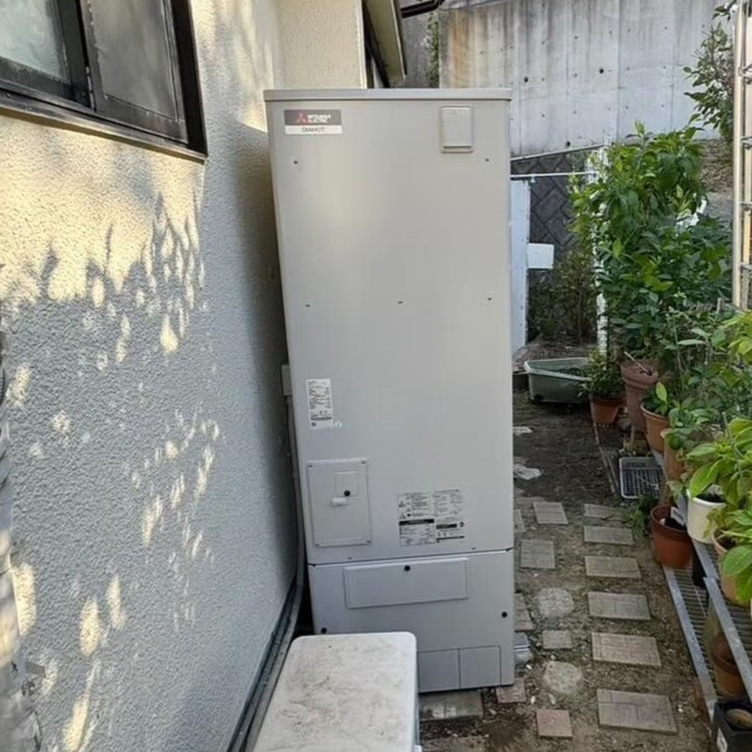 加古川市で三菱エコキュートSRT-S376への交換工事をして...